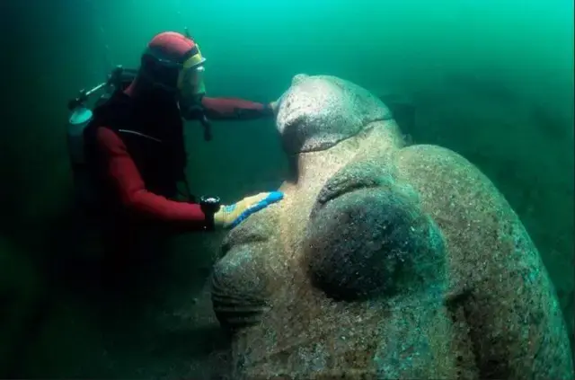 Heraklion_city_1200_years_ago_who_went_under_the_water1