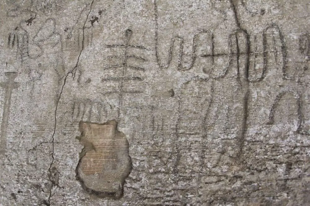 Itá Letra: the ancient indecipherable petroglyphs of South America