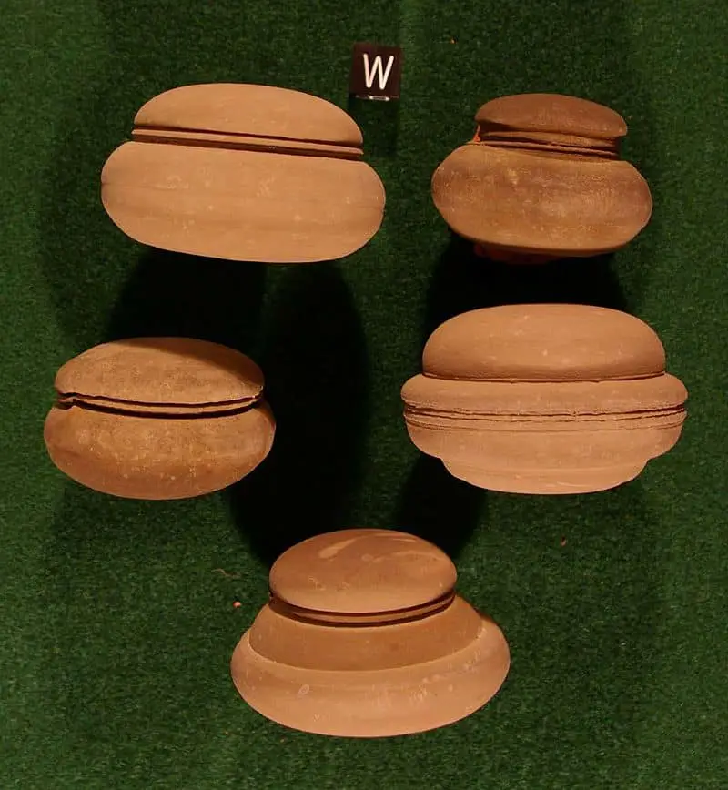 Who Crafted The 2.8 Billion-Year-Old Klerksdorp Spheres?