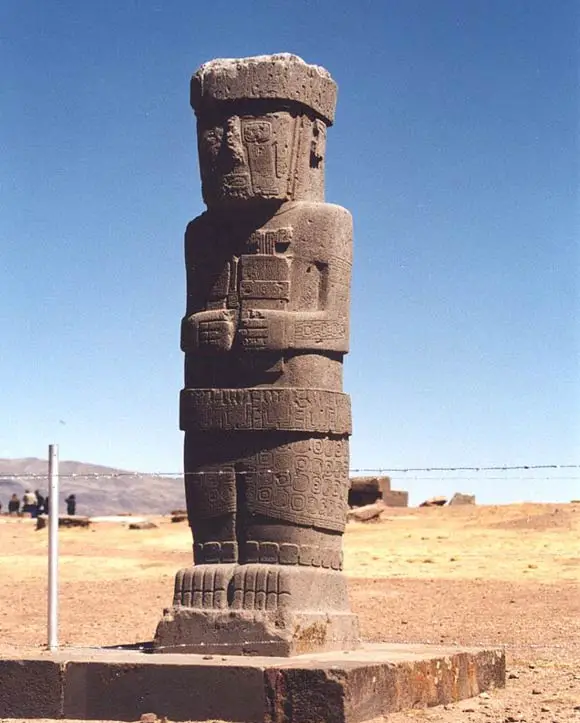 Inexplicable Similarities Between Göbekli Tepe, Easter Island, And Other Ancient Sites Statue-from-Tiwanaku-1